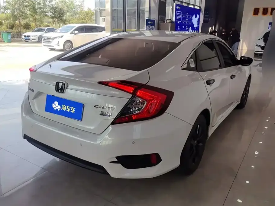 Honda Civic 2021 из CN, фото 4