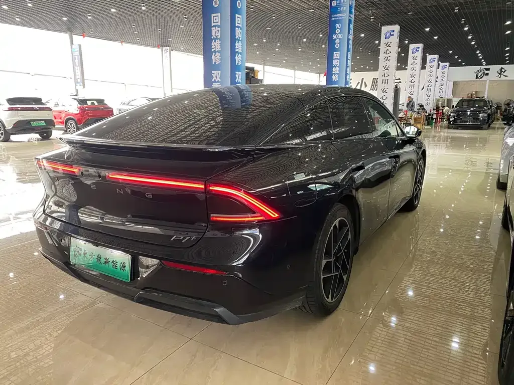 XPeng P7+ — фото 10