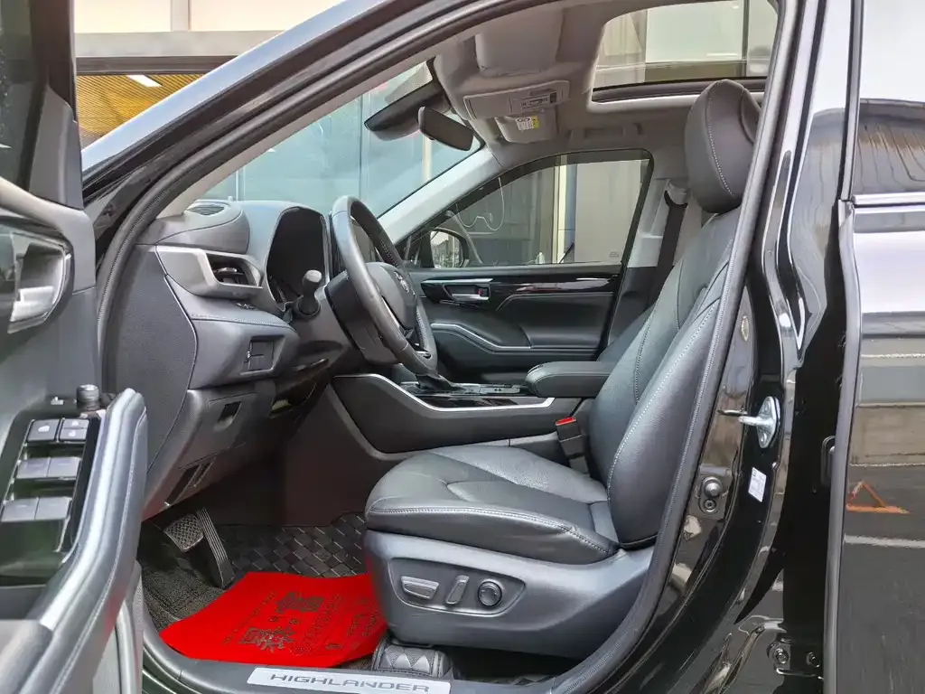 Toyota Highlander 2024 из CN, фото 5
