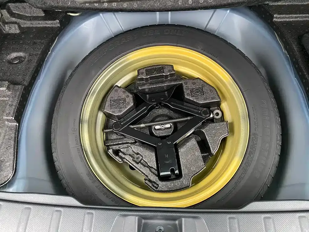 Subaru Forester 2022 из CN, фото 9