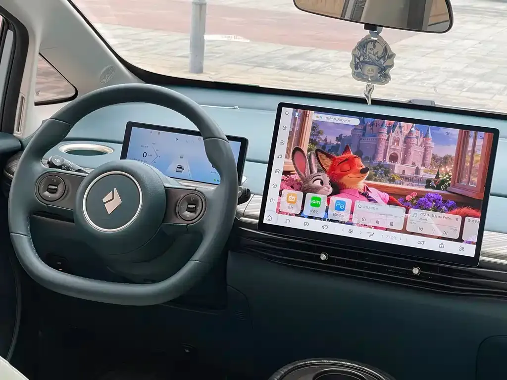 Baojun Yunduo 2024 из CN, фото 10