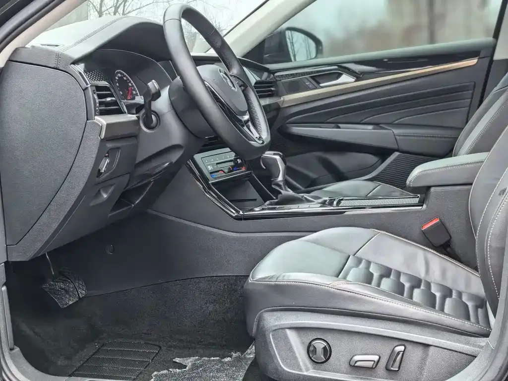 Volkswagen Passat New Energy 2021 из CN, фото 5