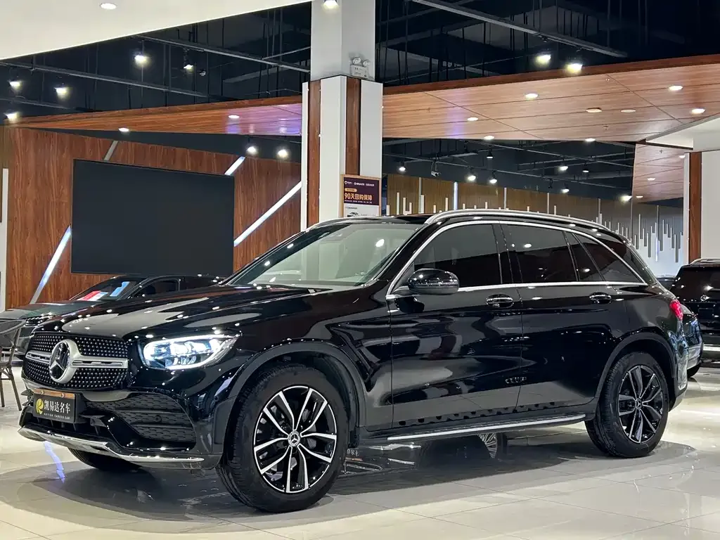 Mercedes-Benz GLC — фото 1