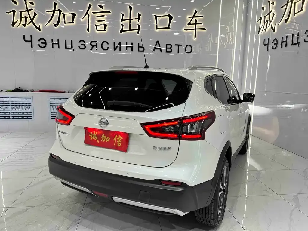 Nissan Qashqai — фото 5