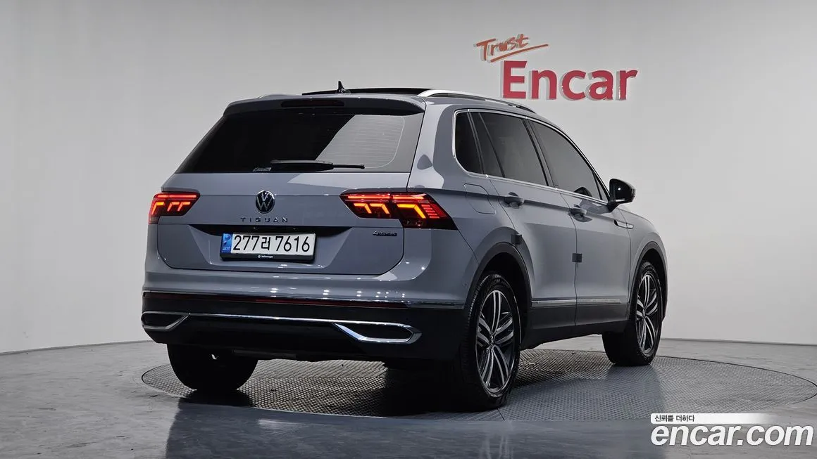 Volkswagen Tiguan — фото 5
