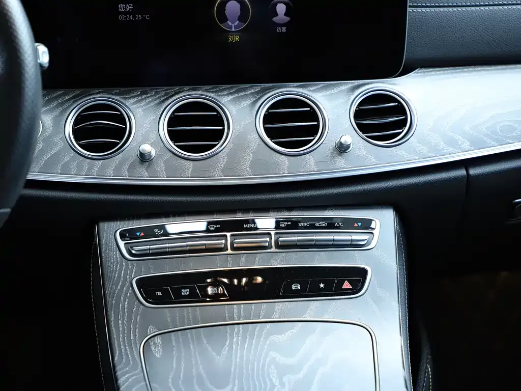 Mercedes-Benz E-Class 2021 из CN, фото 8