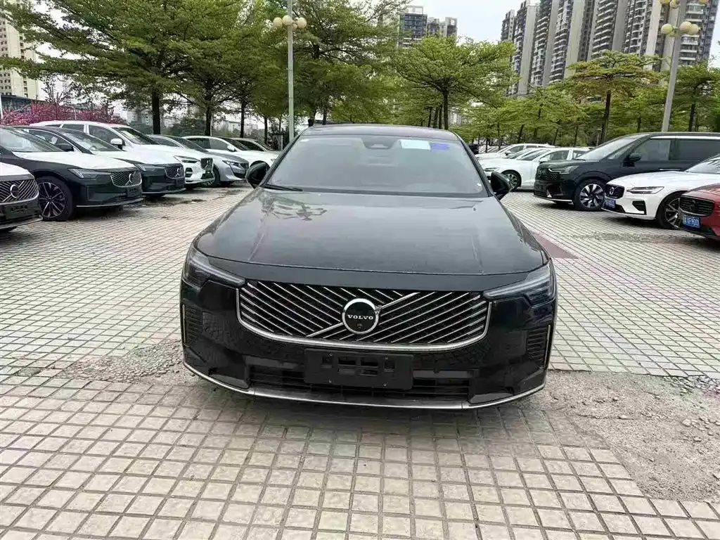 Volvo S90 — фото 7