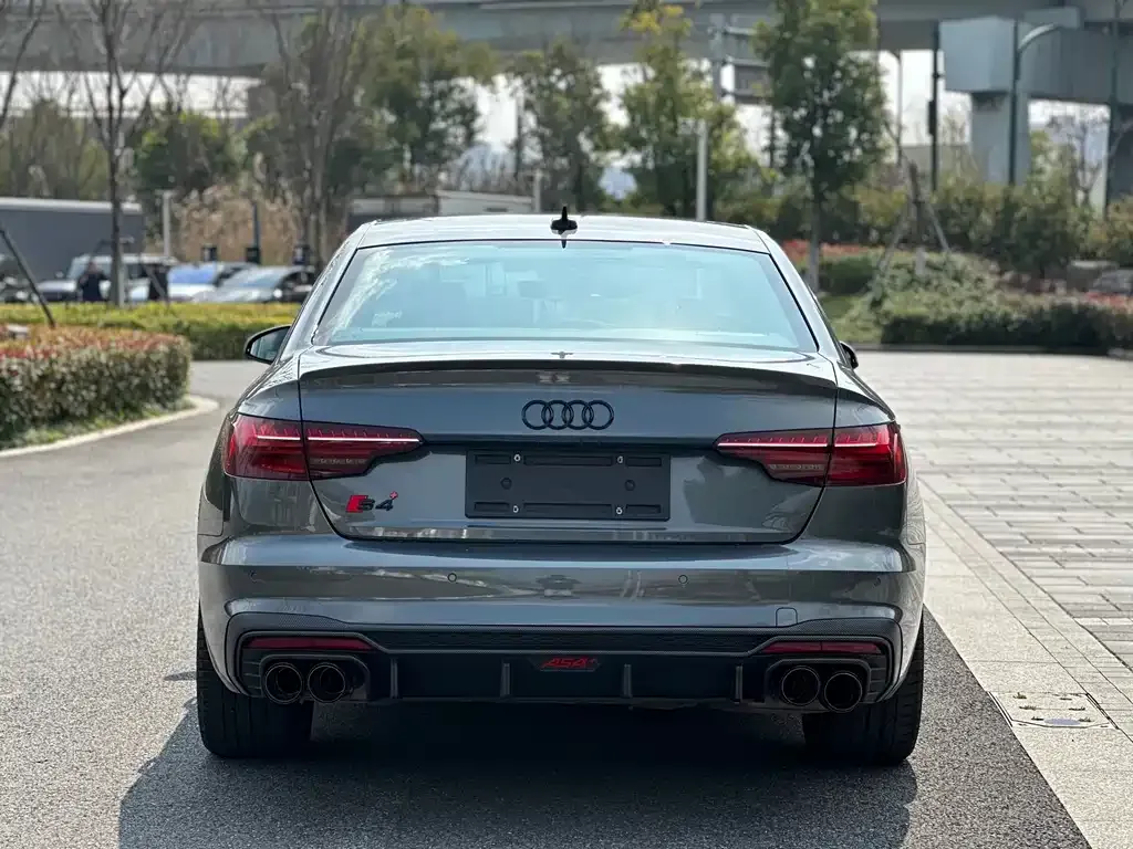 Audi S4 2023 из CN, фото 6