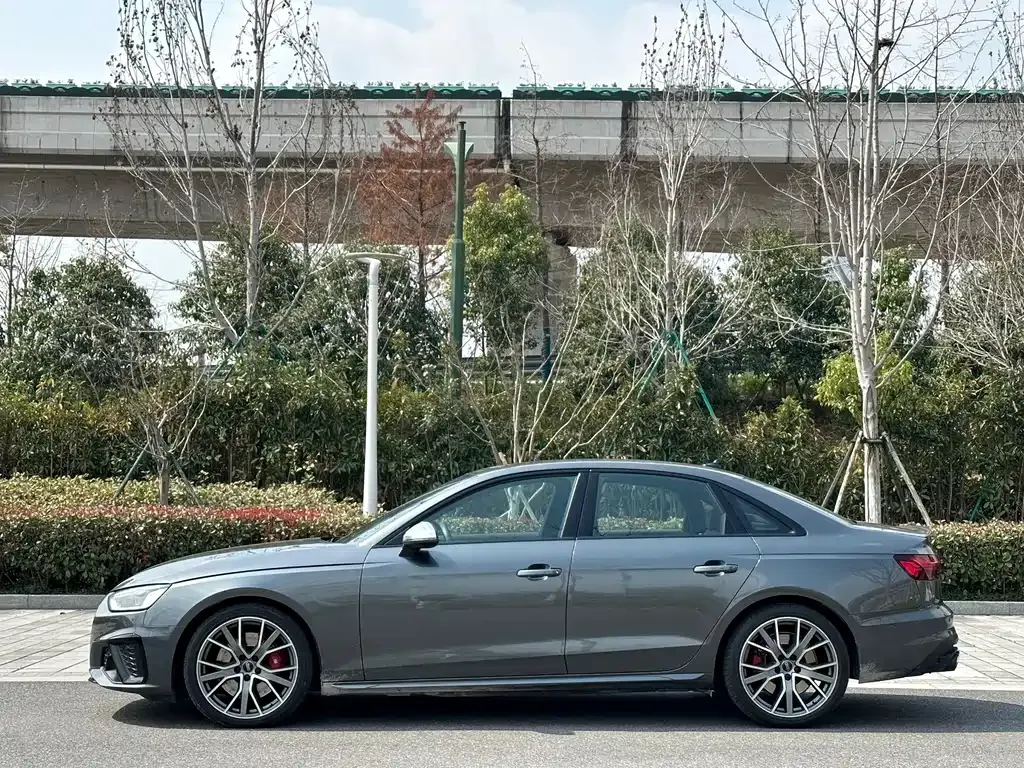 Audi S4 2023 из CN, фото 10