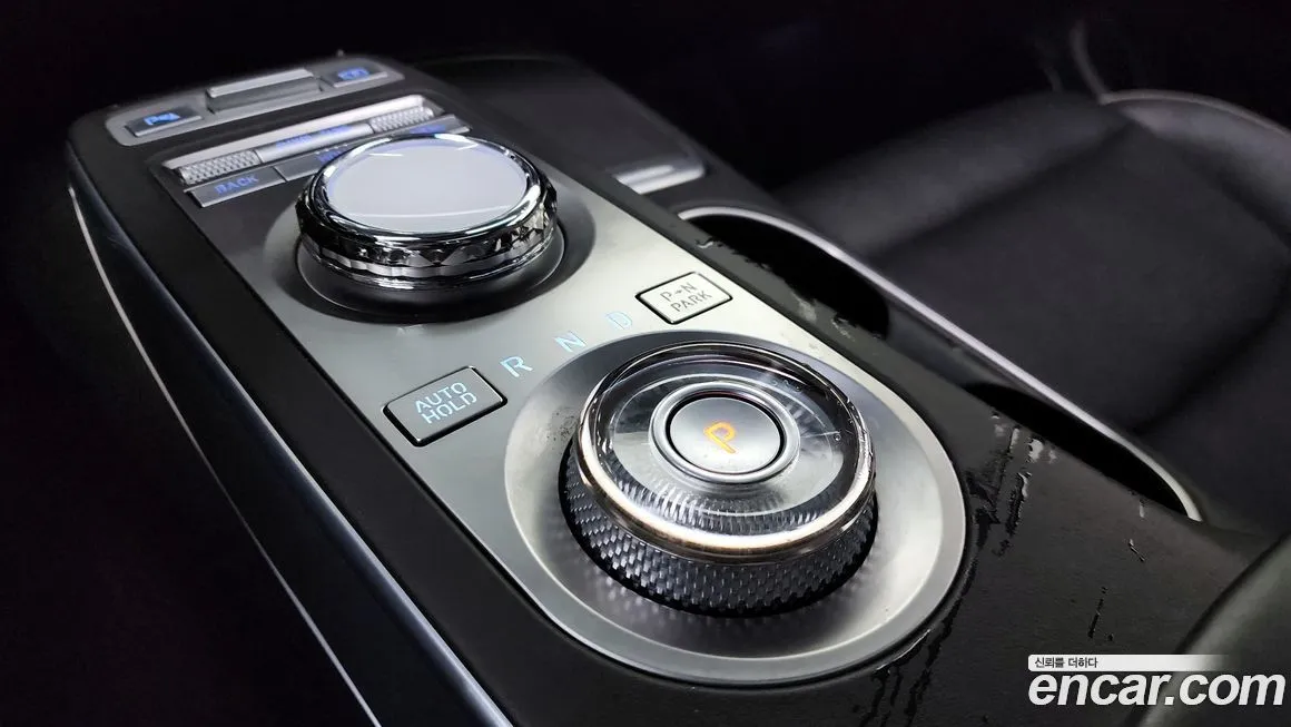 Genesis GV70 — фото 4