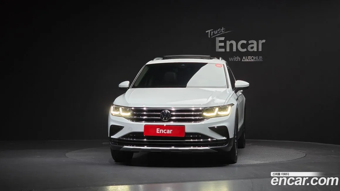 Volkswagen Tiguan — фото 9