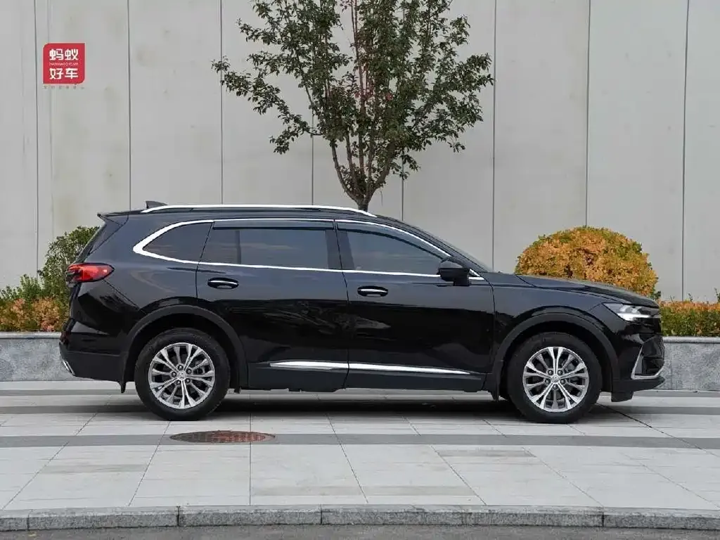 Buick Envision Plus — фото 8