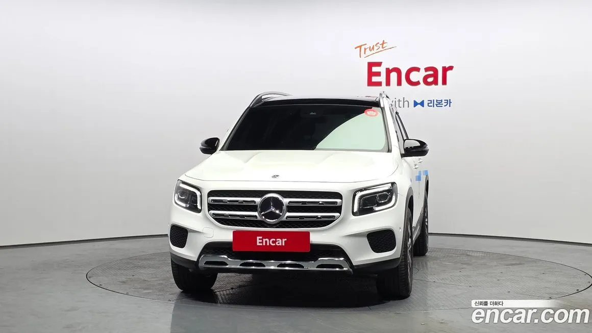 Mercedes-Benz GLB-Class — фото 6