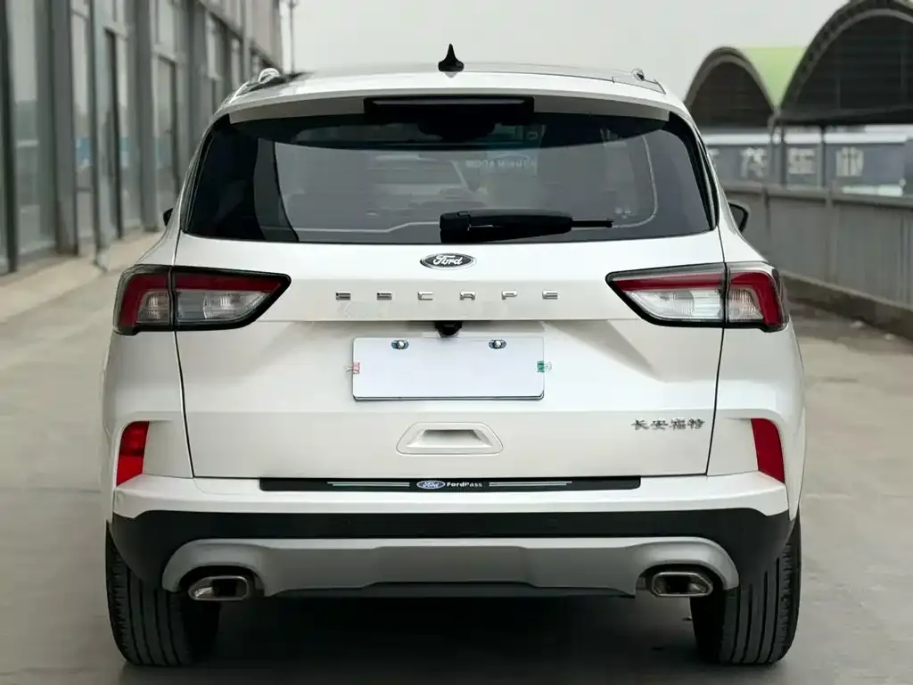 Ford Escape 2024 из CN, фото 5
