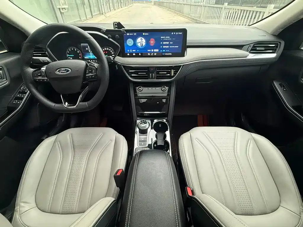 Ford Escape 2024 из CN, фото 8