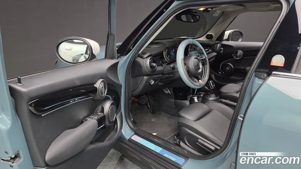 Mini Cooper 2023 из KR, фото 8