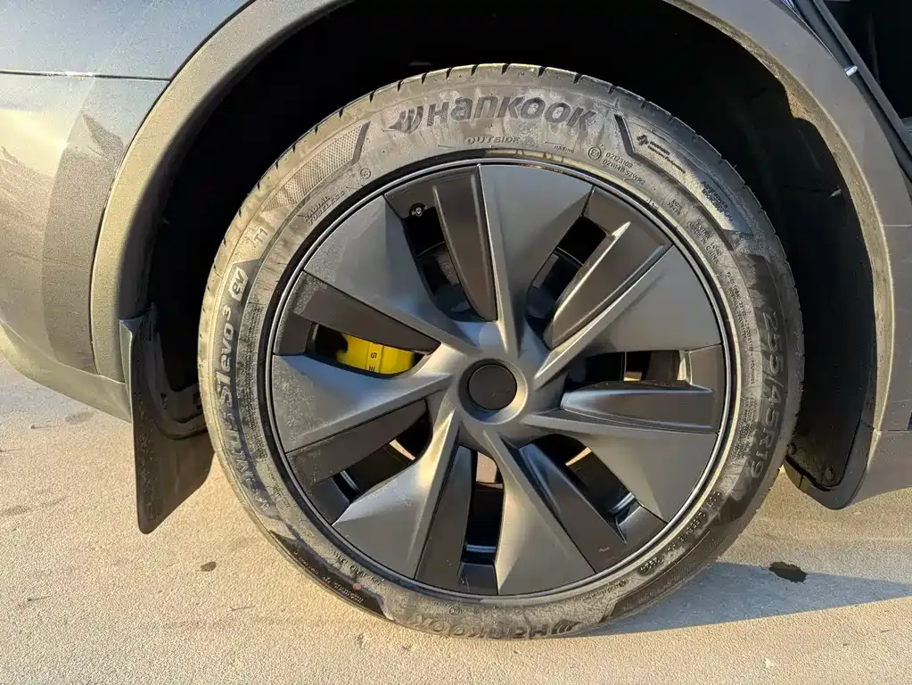 Tesla Model Y 2024 из CN, фото 10