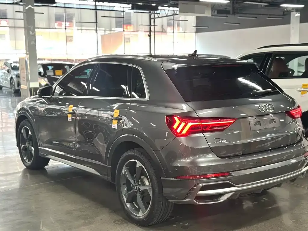 Audi Q3 — фото 3