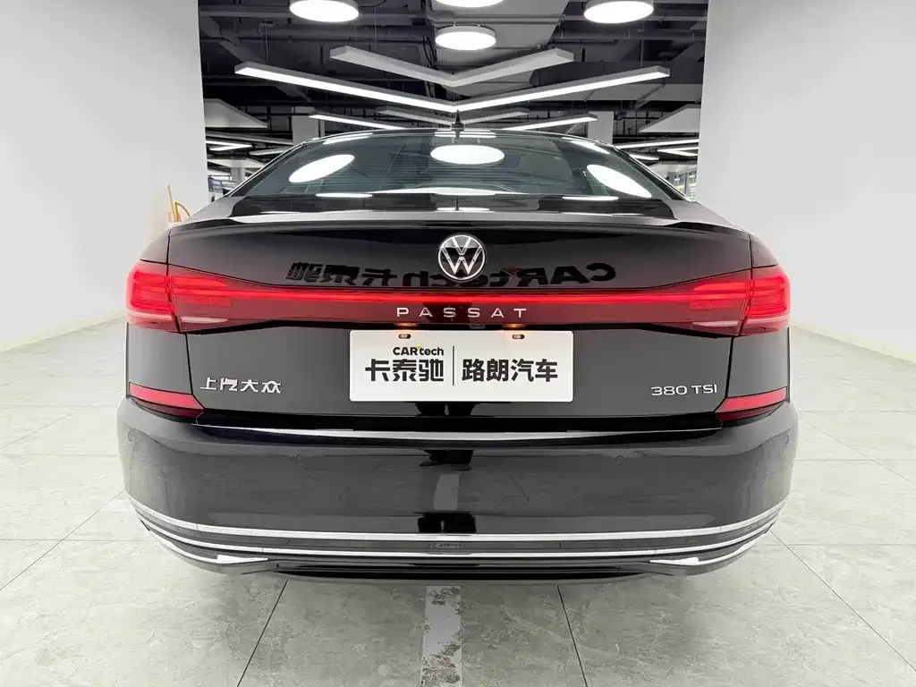 Volkswagen Passat — фото 4