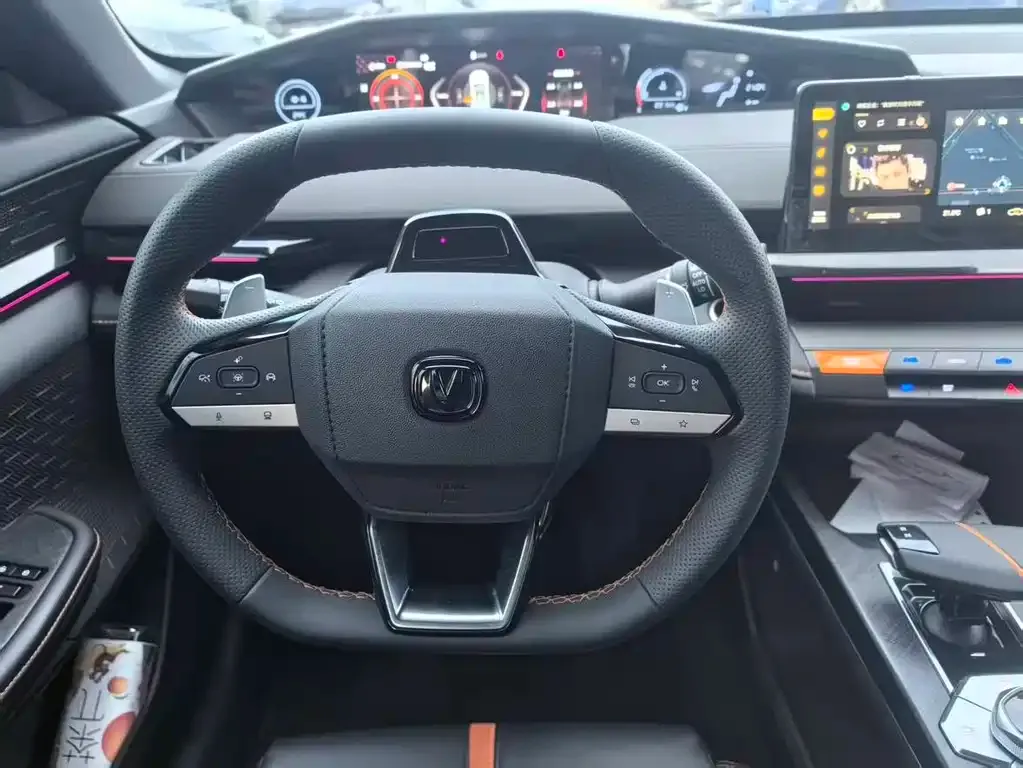 Changan UNI-V 2024 из CN, фото 5