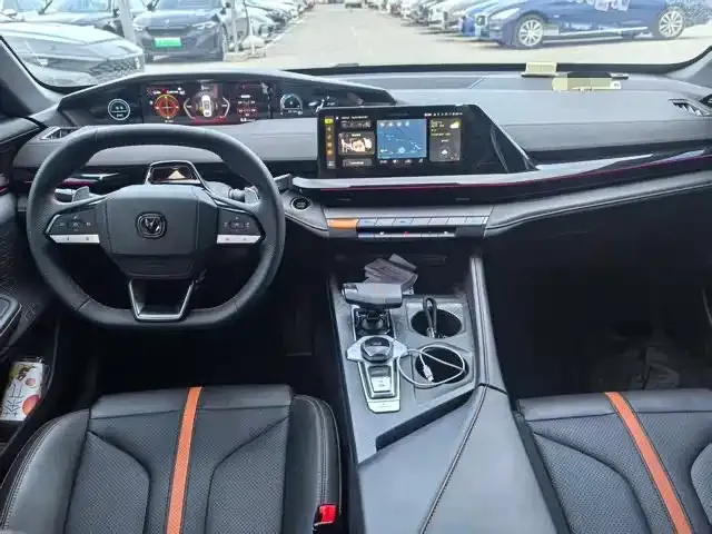 Changan UNI-V 2024 из CN, фото 6