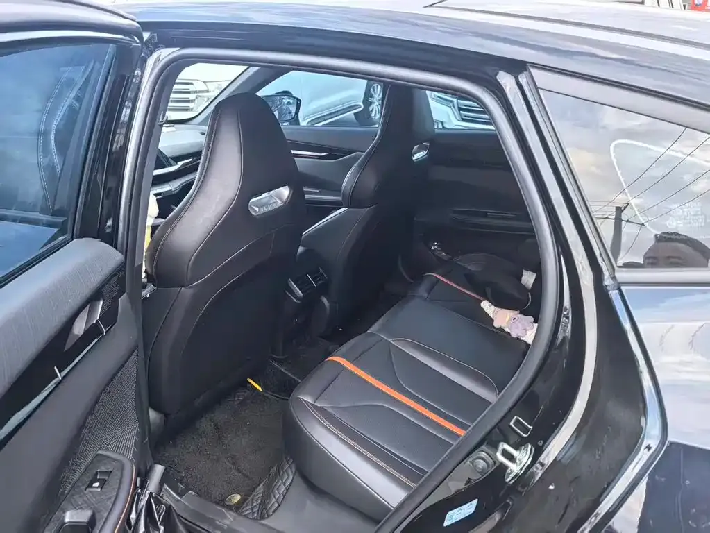 Changan UNI-V 2024 из CN, фото 8