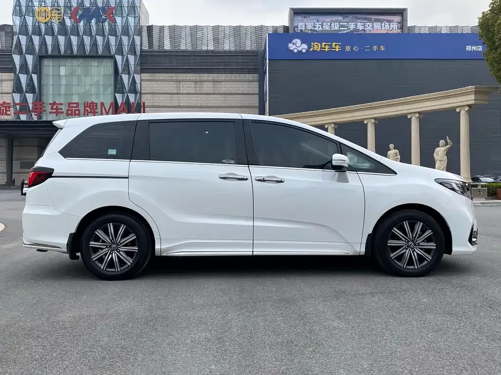Honda Odyssey — фото 10
