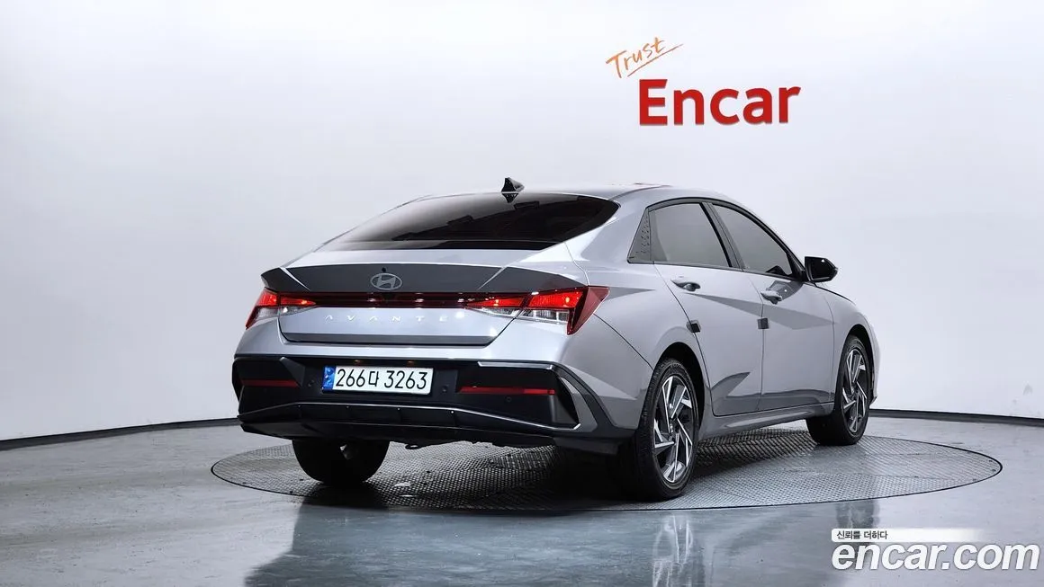Hyundai AVANTE — фото 6