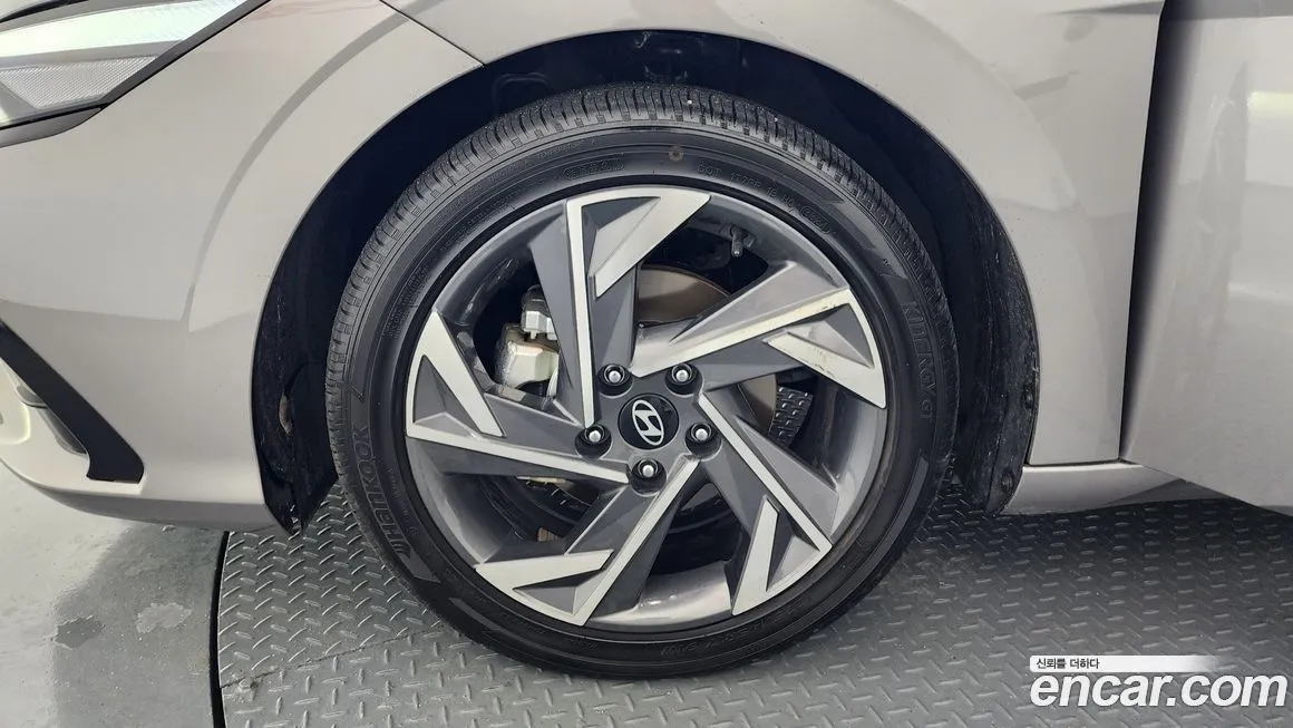 Hyundai AVANTE — фото 4