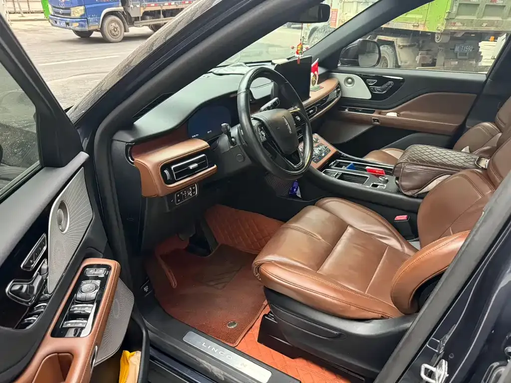 Lincoln Aviator 2021 из CN, фото 8