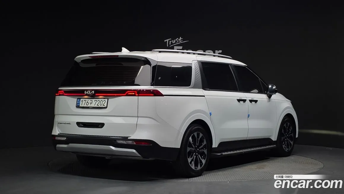 Kia Carnival 2021 из KR, фото 2