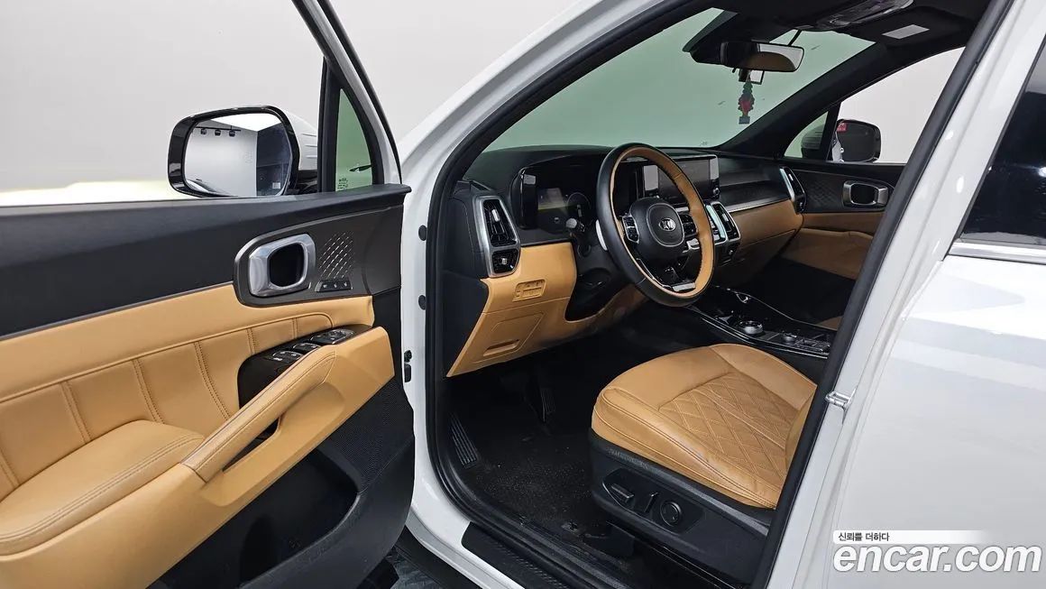 Kia Sorento — фото 10