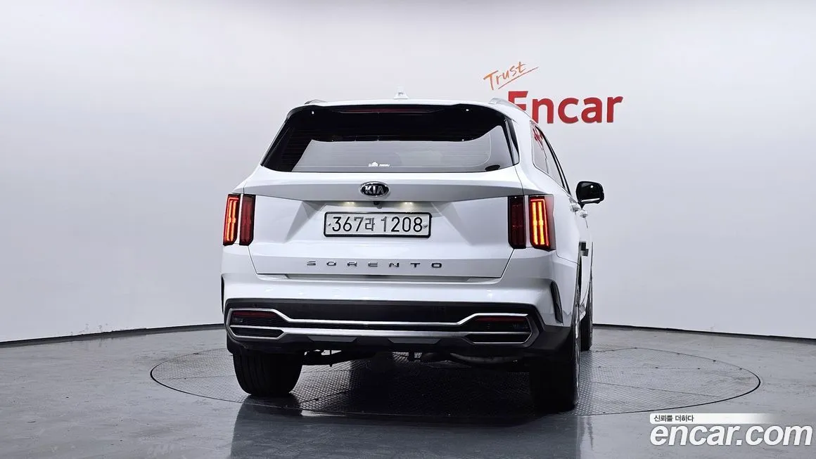 Kia Sorento — фото 8