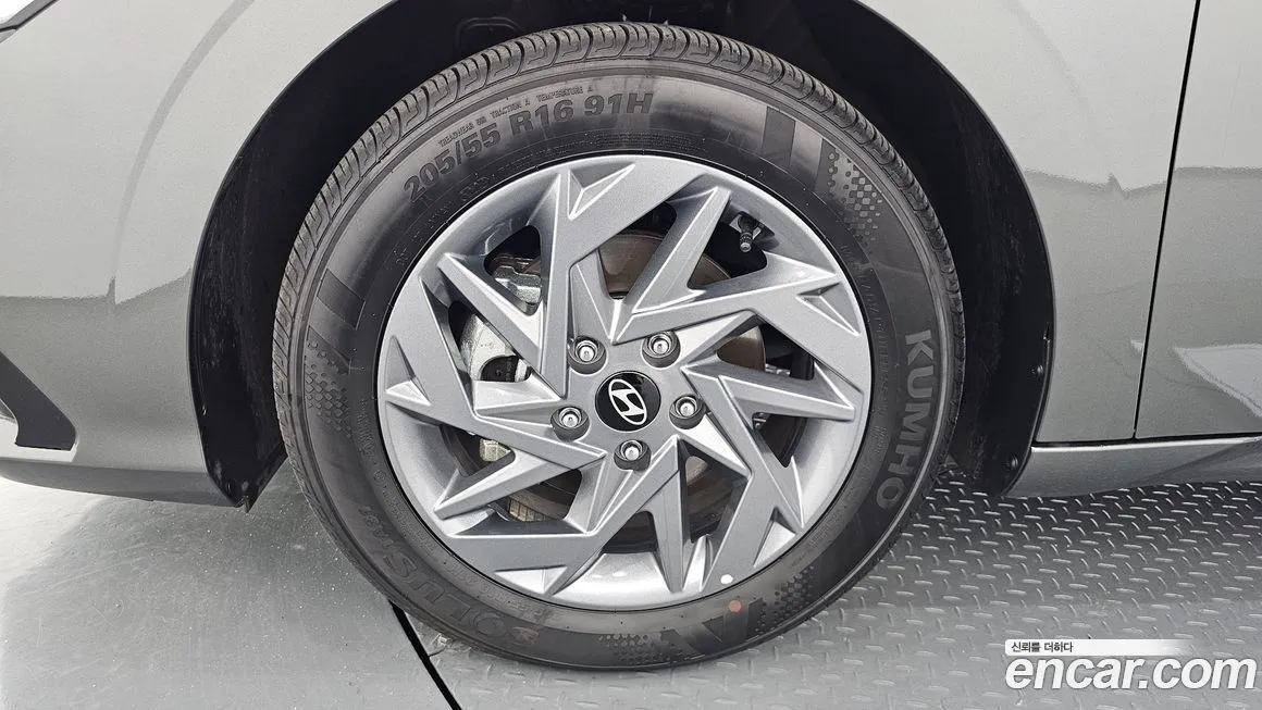 Hyundai AVANTE — фото 7