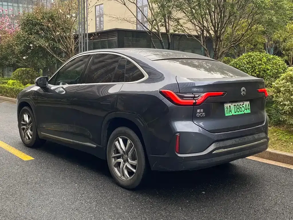 NIO EC6 — фото 10