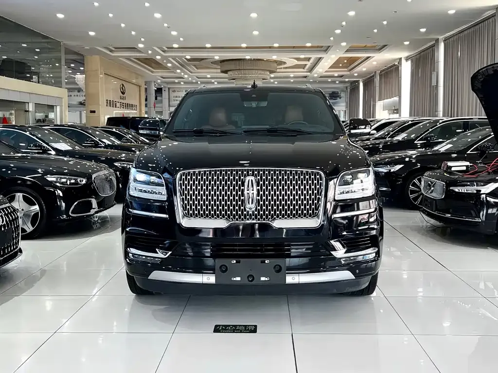 Lincoln Navigator — фото 10