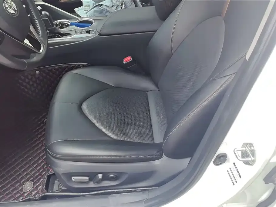 Toyota Camry 2022 из CN, фото 9