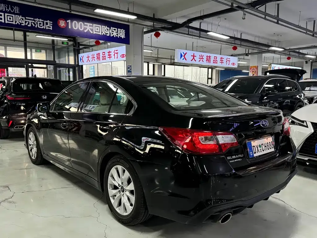 Subaru Legacy 2021 из CN, фото 4