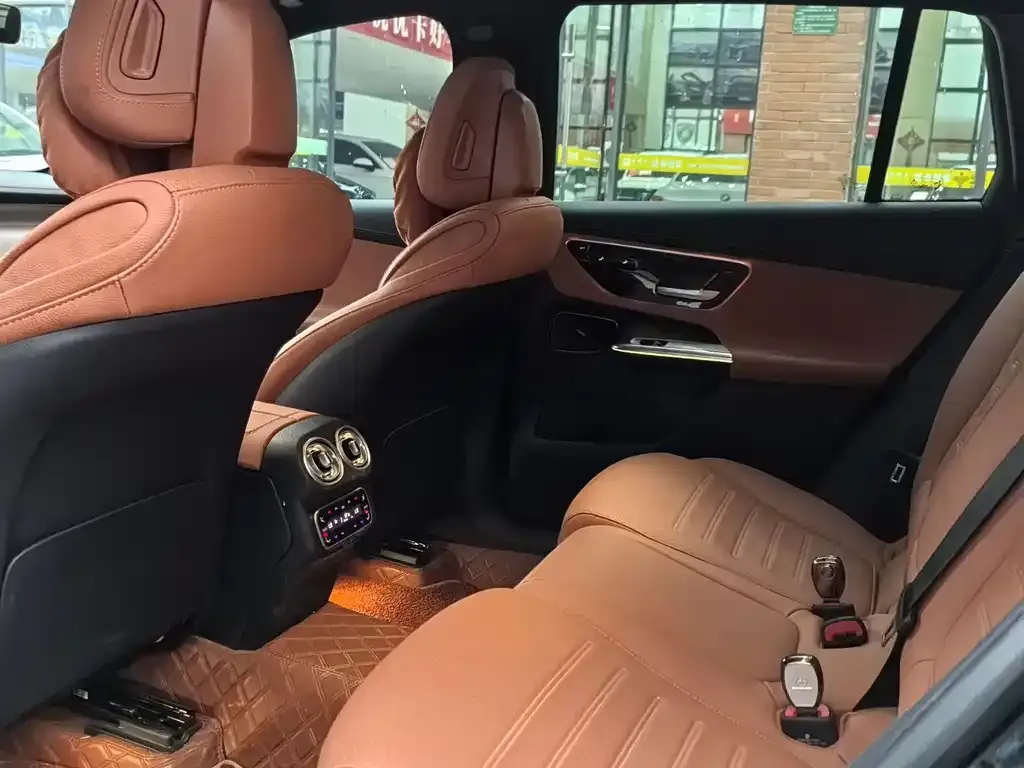 Mercedes-Benz GLC 2025 из CN, фото 2