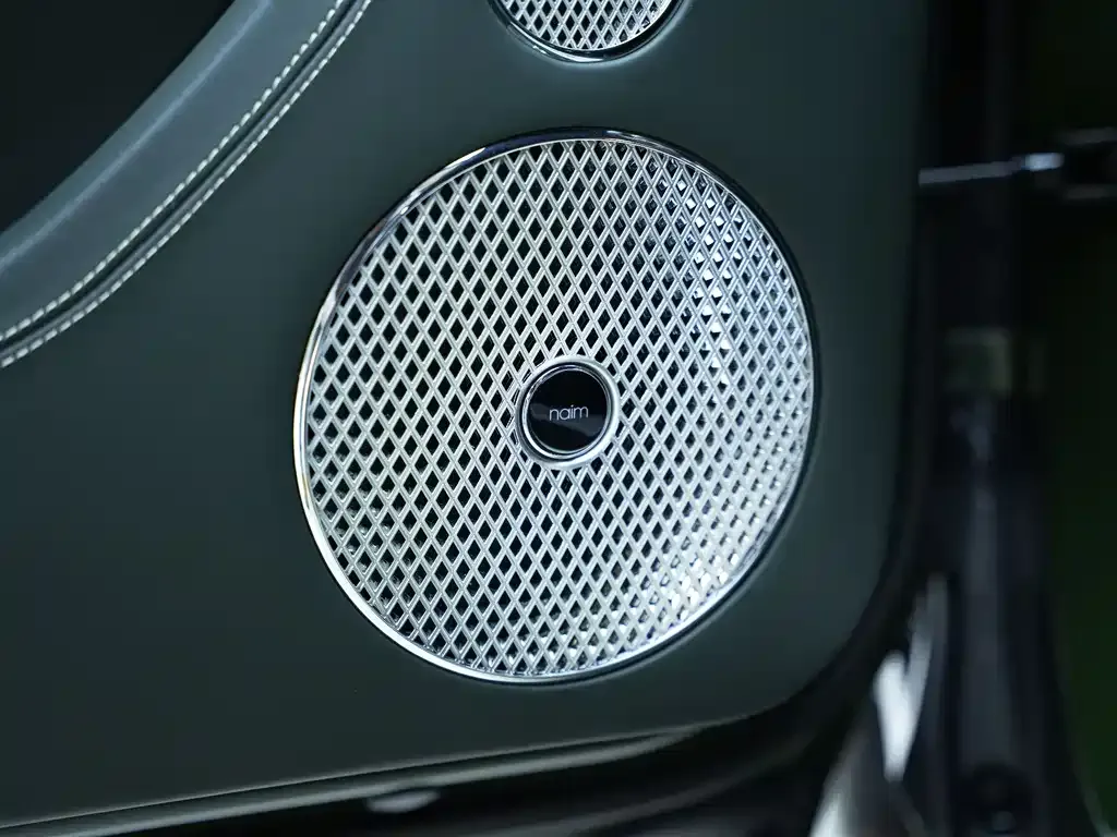 Bentley Continental 2024 из CN, фото 7