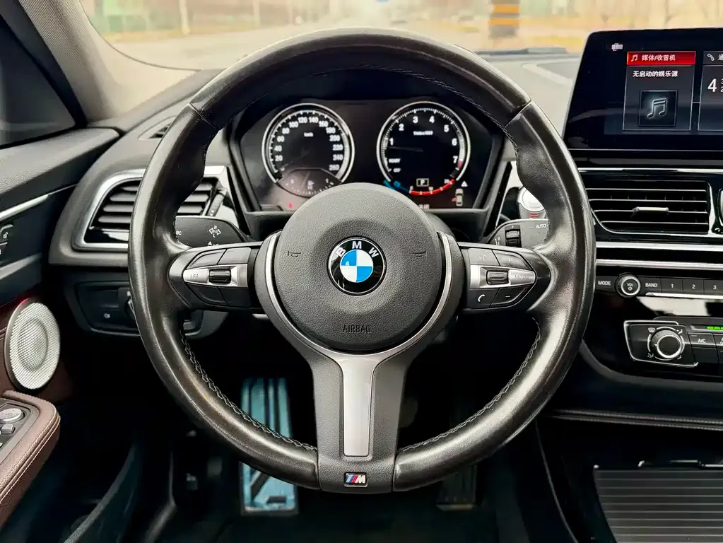 BMW 1 Series — фото 3