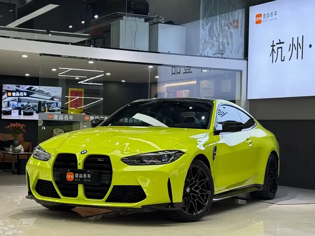 BMW M4 — фото 1
