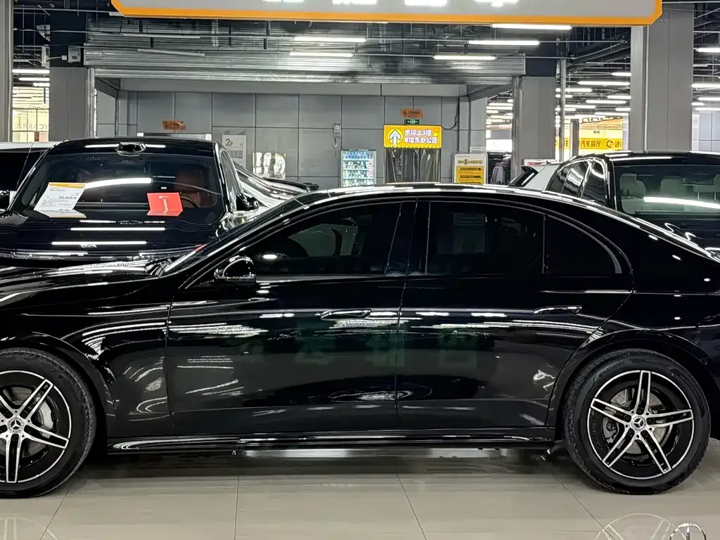 Mercedes-Benz E-Class (Import) — фото 2