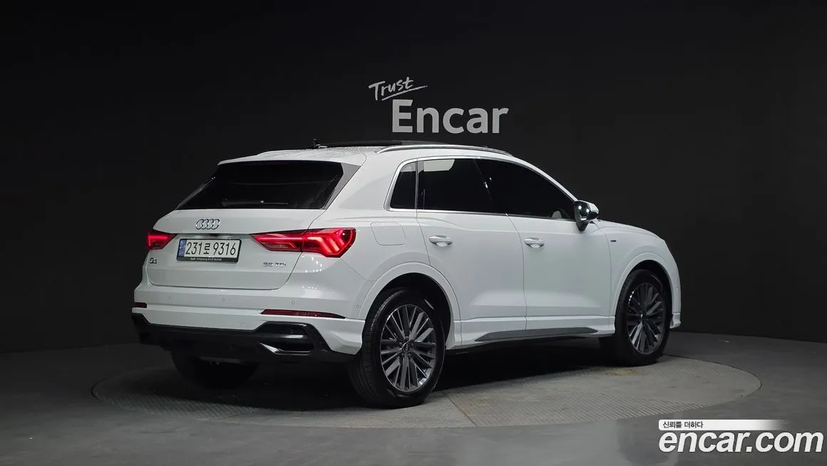 Audi Q3 2023 из KR, фото 2