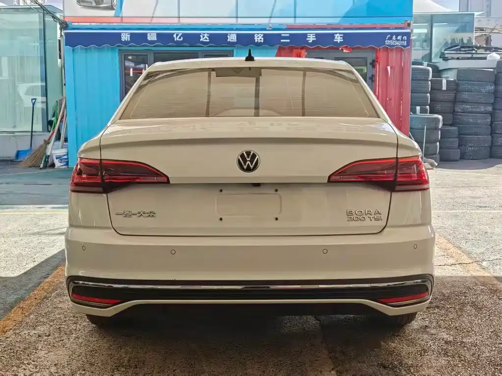 Volkswagen Bora 2023 из CN, фото 6