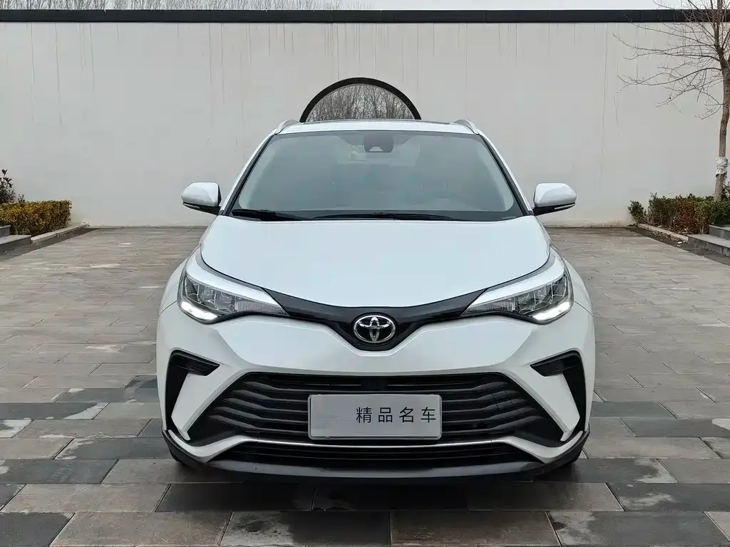 Toyota IZOA — фото 3