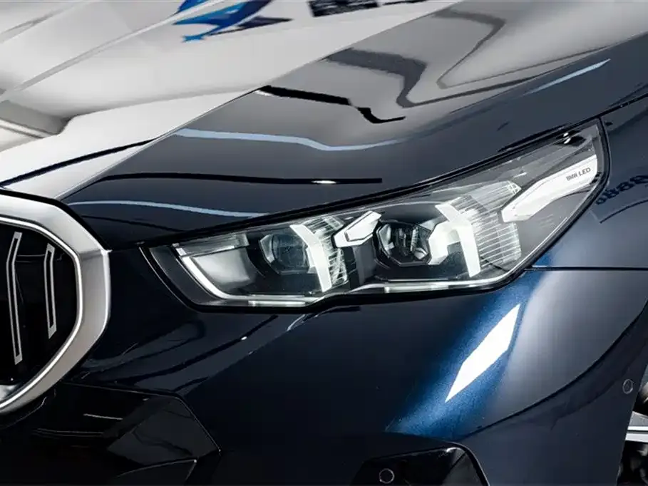 BMW 5 Series (Import) 2025 из CN, фото 4