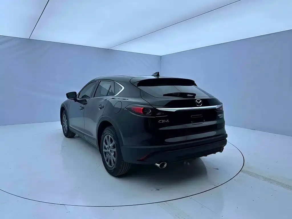Mazda CX-4 — фото 3