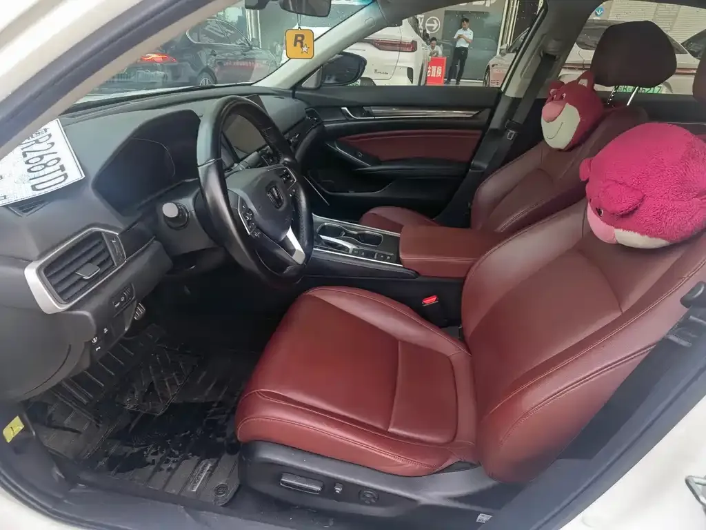 Honda Accord — фото 3
