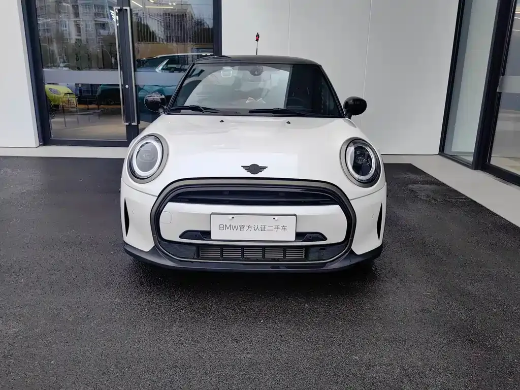 MINI Cooper (3-door) 2023 из CN, фото 4